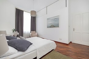 Exceptional Apartment for 4 by Renters