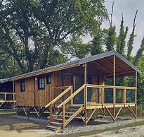Le Jardin Saint Germain Lodges & Events