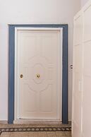 Quartieri Spagnoli Modern Flat by Wonderful Italy