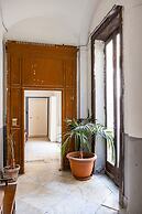 Quartieri Spagnoli Modern Flat by Wonderful Italy