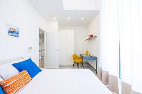 Quartieri Spagnoli Modern Flat by Wonderful Italy