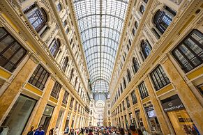 Quartieri Spagnoli Modern Flat by Wonderful Italy