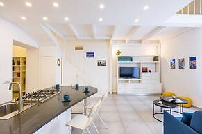 Quartieri Spagnoli Modern Flat by Wonderful Italy