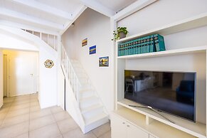 Quartieri Spagnoli Modern Flat by Wonderful Italy
