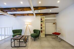 Quartieri Spagnoli Modern Flat by Wonderful Italy