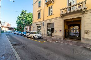 Modern Apartment at Via Carloni
