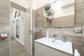 Modern Apartment at Via Carloni
