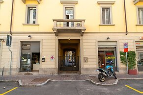 Modern Apartment at Via Carloni