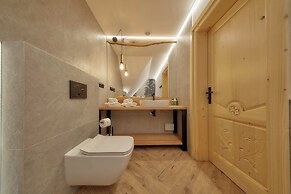 Tatra Wood House Boutique