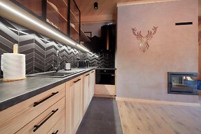 Tatra Wood House Boutique