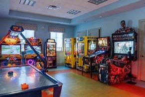 CG 1407 Rolling Fairway Rolling Skies Poolside Cinema Spa Near Disney