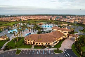 CG 1407 Rolling Fairway Rolling Skies Poolside Cinema Spa Near Disney