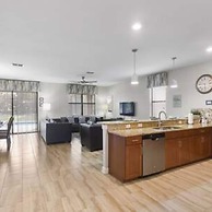 CG 1407 Rolling Fairway Rolling Skies Poolside Cinema Spa Near Disney