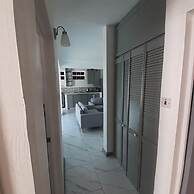 Luxury Retreat Between City & Rodneybay-free Treat