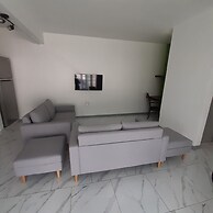 Luxury Retreat Between City & Rodneybay-free Treat