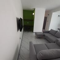 Luxury Retreat Between City & Rodneybay-free Treat