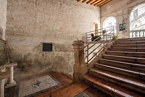 Vittorio Emanuele apartment with terrace