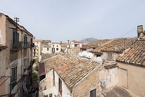 Vittorio Emanuele apartment with terrace