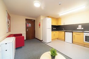 JOIVY Inviting flat near Edinburgh Castle - Adults Only