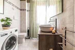 Colorful apartment in Riva di Reno