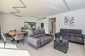 Villa Petra with Private pool