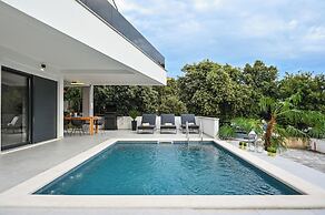 Villa Petra with Private pool