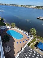 Seaspray Riverside 611