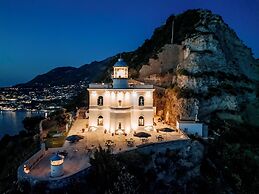 Faro Punta Imperatore