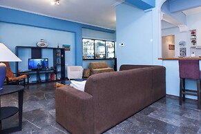 Classic Koukaki Living 2 Bd with Balcony