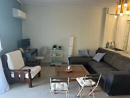 Marikes Beach Apartment