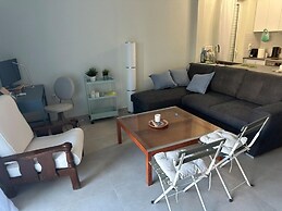 Marikes Beach Apartment