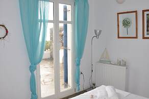 The White Village House