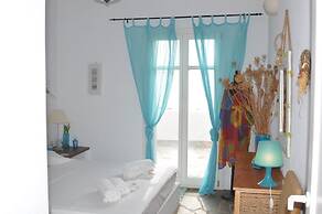 The White Village House