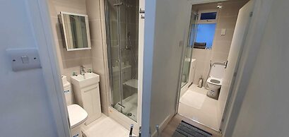 Charming Wembley Home Near Wembley Stadium