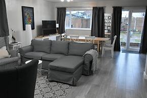 Charming Wembley Home Near Wembley Stadium