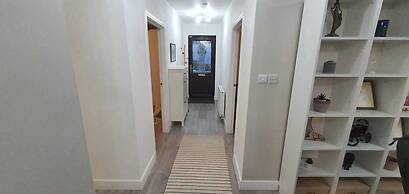 Charming Wembley Home Near Wembley Stadium