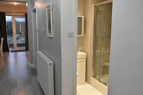 Charming Wembley Home Near Wembley Stadium