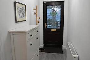 Charming Wembley Home Near Wembley Stadium