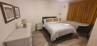 Charming Wembley Home Near Wembley Stadium