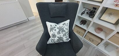 Charming Wembley Home Near Wembley Stadium