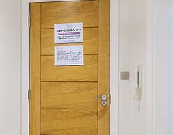 Ragan Court Apartments in Aldershot
