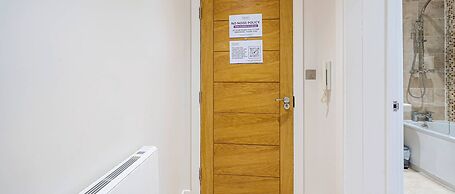 Ragan Court Apartments in Aldershot