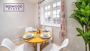 Ragan Court Apartments in Aldershot