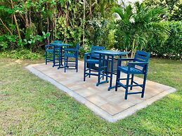 8BR Entertainers Estate w/ Pool, Games & Theater !