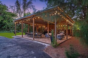 8BR Entertainers Estate w/ Pool, Games & Theater !