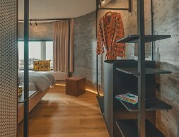 John & Will Silo-Hotel by Guldsmeden