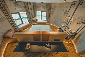 John & Will Silo-Hotel by Guldsmeden