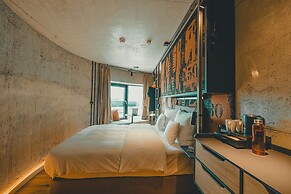 John & Will Silo-Hotel by Guldsmeden