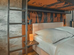 John & Will Silo-Hotel by Guldsmeden