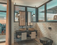 John & Will Silo-Hotel by Guldsmeden